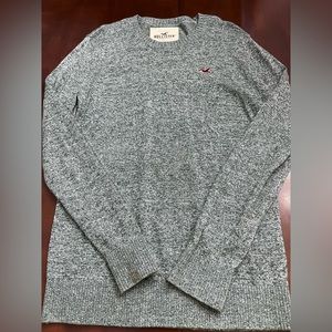Hollister men’s sweater size xsmall